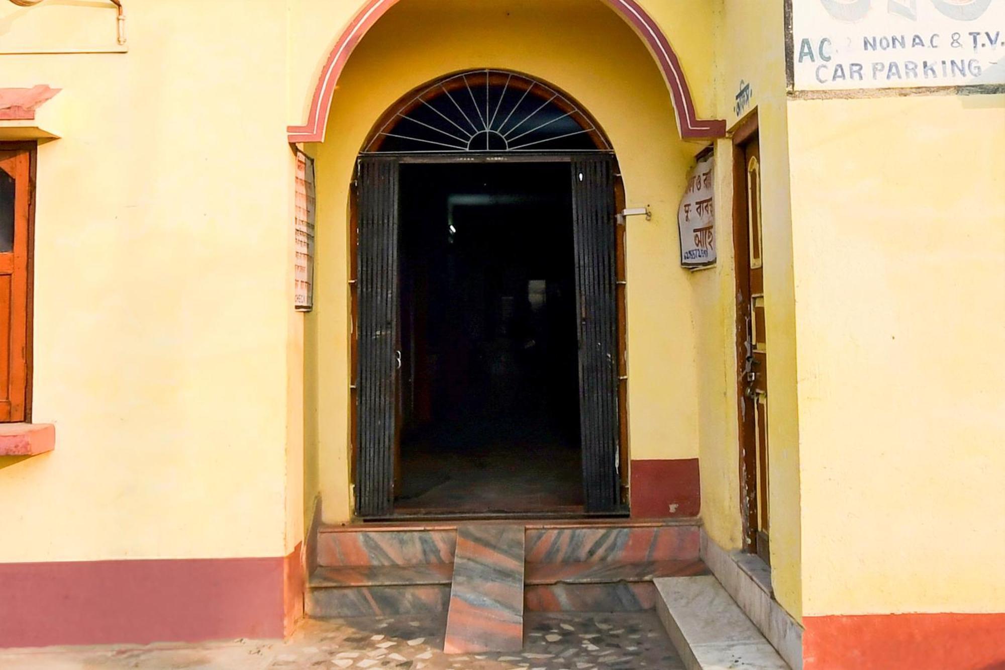 Agnibina Lodge Tarapith Bagian luar foto